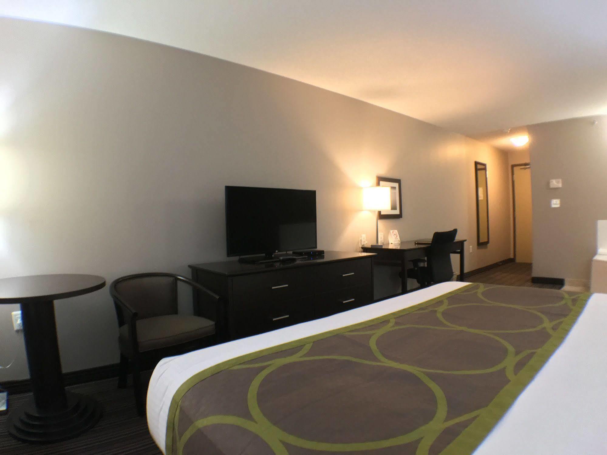 Hotel Super 8 By Wyndham Kapuskasing Exterior foto