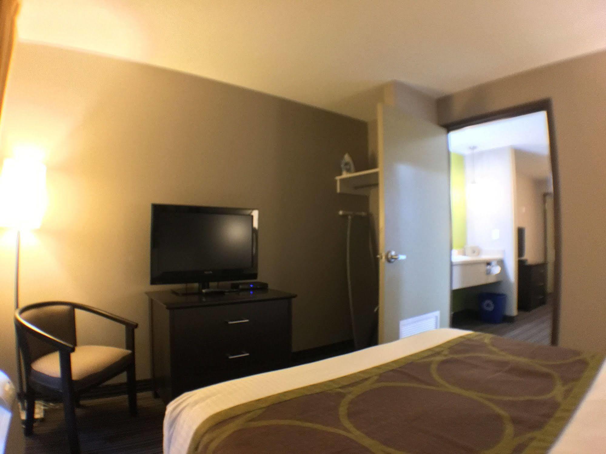 Hotel Super 8 By Wyndham Kapuskasing Exterior foto
