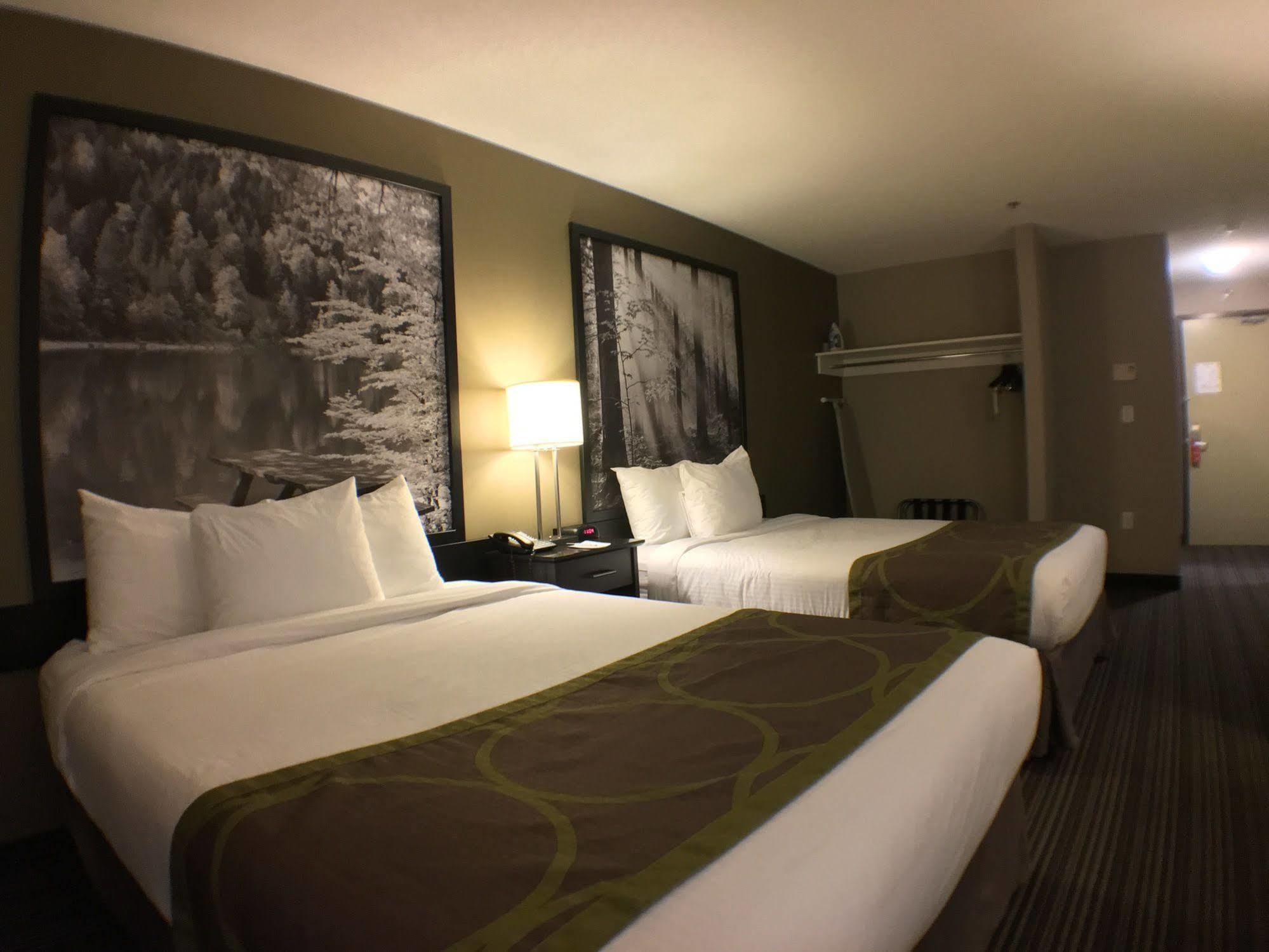 Hotel Super 8 By Wyndham Kapuskasing Exterior foto